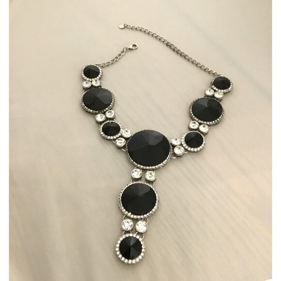 Butler and Wilson Black Faceted Resin Crystal/Rhinestone Y statement NECKLACE - Picture 3 of 8
